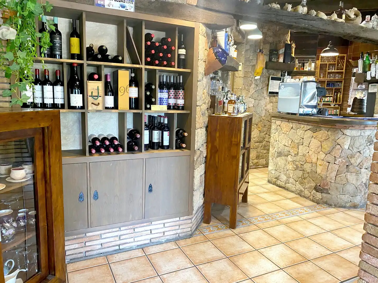 Commercial properties for sale in Botarell  with Air Conditioner, Heating and Terrace