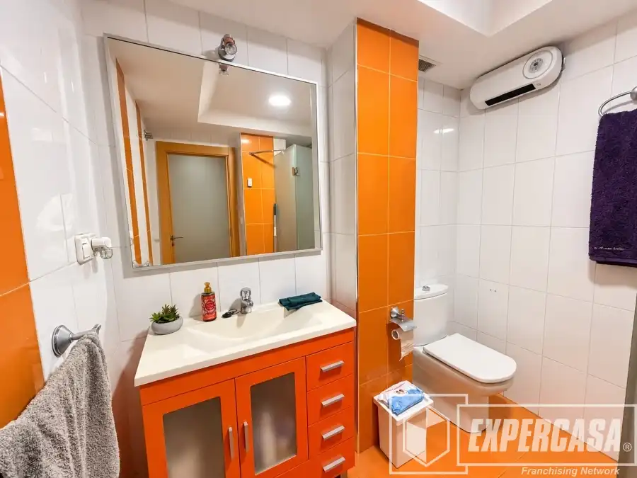 Bathroom of Flat for sale in Parc Central 