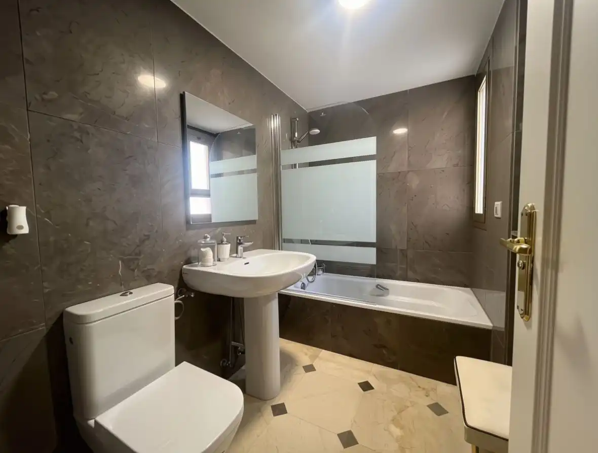 Apartments for rent in Calle Valencia , 2, Playa Levante