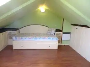 Schlafzimmer von Wohnung zur Miete in Gijón  mit Heizung, Parkett und Möbliert