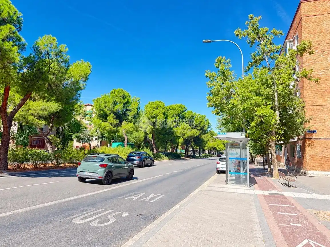 Flat with terrace for sale in San Blas