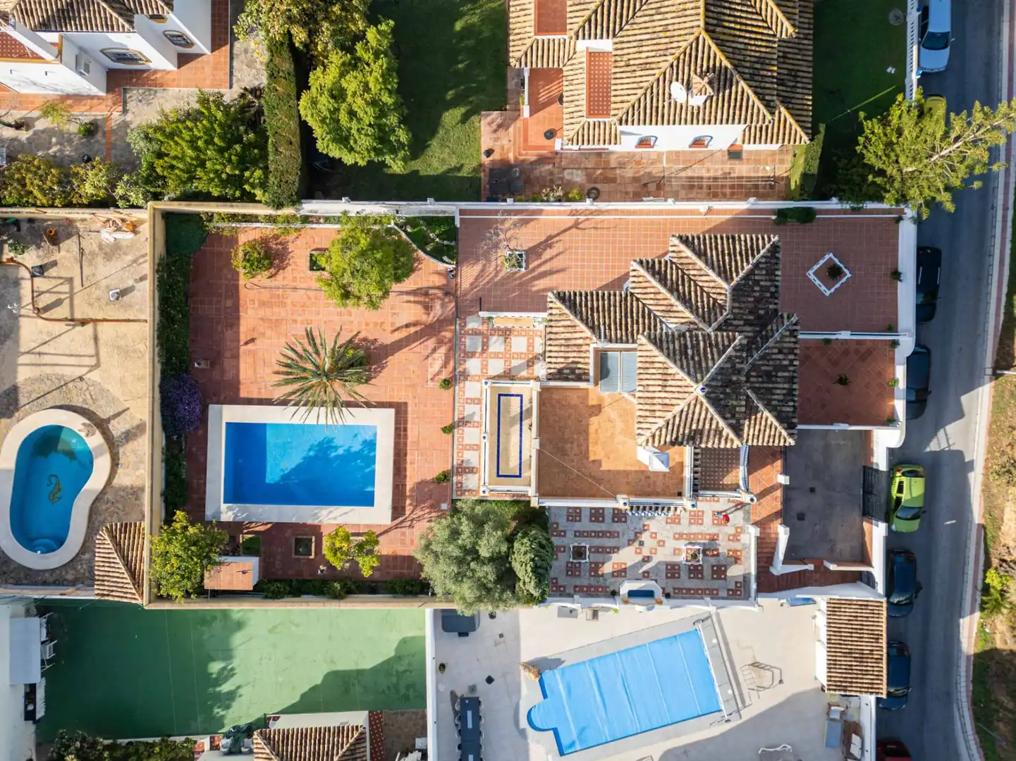 Vista exterior de Casa o xalet en venda en Benalmádena amb Aire condicionat, Terrassa i Traster