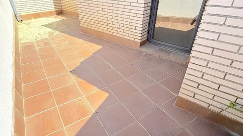 DÚPLEX CON TERRAZA Y PARKING DEL AÑO 2.008