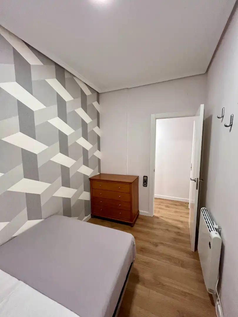 Schlafzimmer von Wohnung zur Miete in Valencia mit Klimaanlage, Heizung und Terrasse
