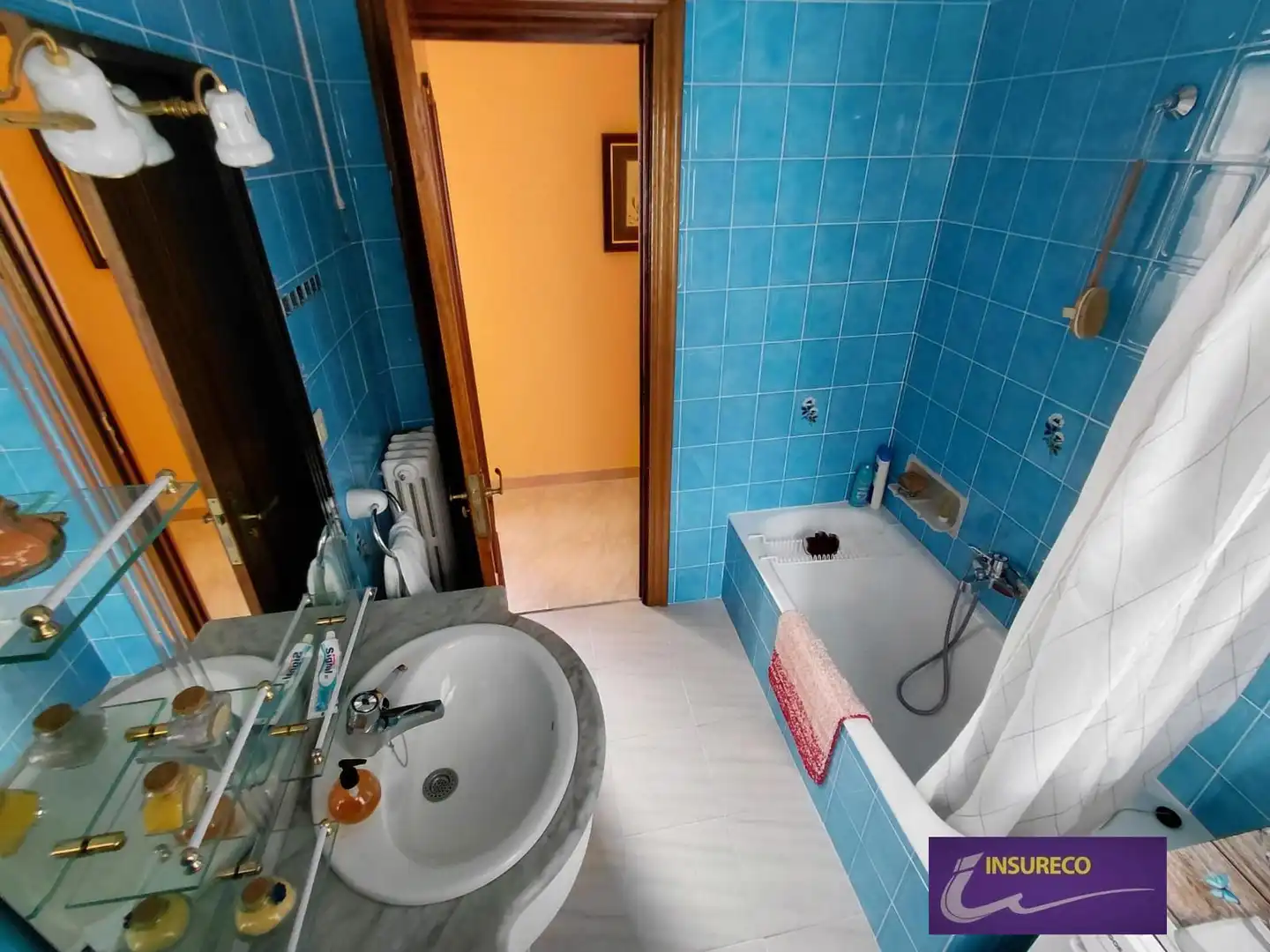 Baño de Piso en venta en León Capital  con Calefacción, Parquet y Trastero