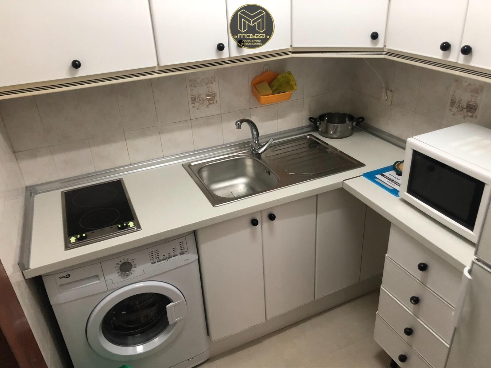 Kitchen of Flat for sale in  Jaén Capital  with Air Conditioner and Balcony