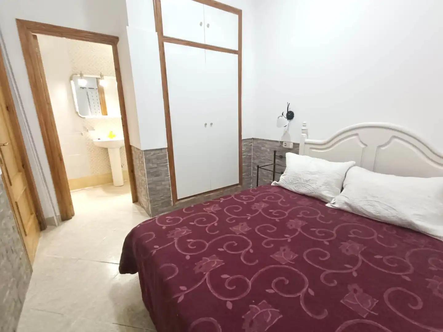 Dormitori de Casa adosada de lloguer en Cartagena amb Calefacció, Jardí privat i Moblat