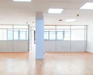 Office to rent in  Barcelona Capital  with Air Conditioner and Heating