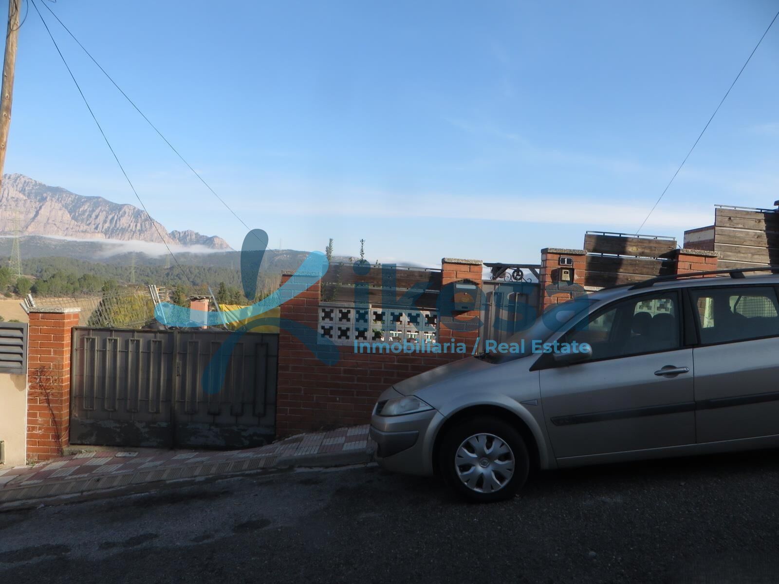 Exterior view of Single-family semi-detached for sale in Esparreguera