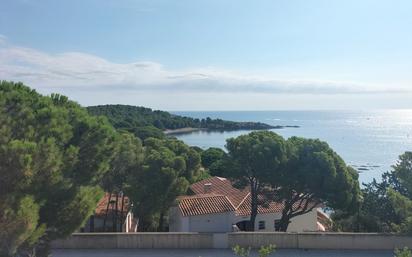 Vista exterior de Casa o xalet en venda en Llançà amb Terrassa