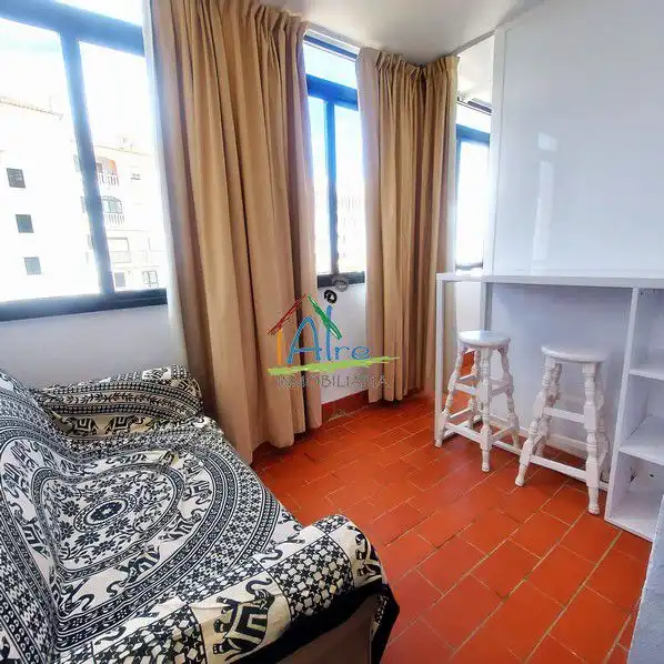 Dormitori de Estudi de lloguer en Almonte amb Aire condicionat, Terrassa i Moblat