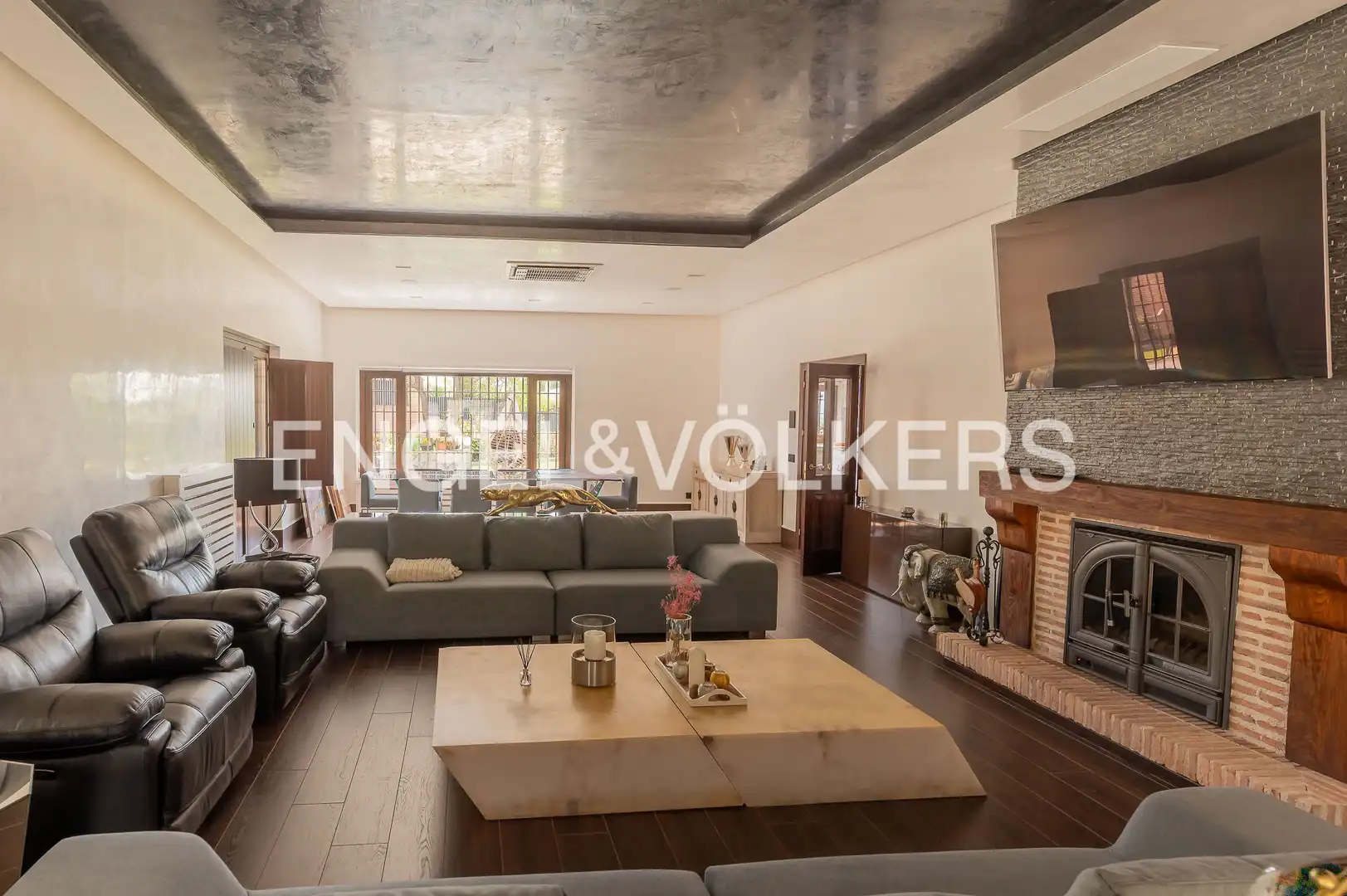 Sala de estar de Casa o chalet en venta en Villaviciosa de Odón con Aire acondicionado, Calefacción y Jardín privado