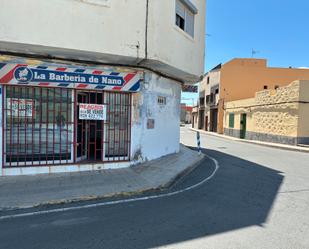 Vista exterior de Local en venda en Telde amb Aire condicionat