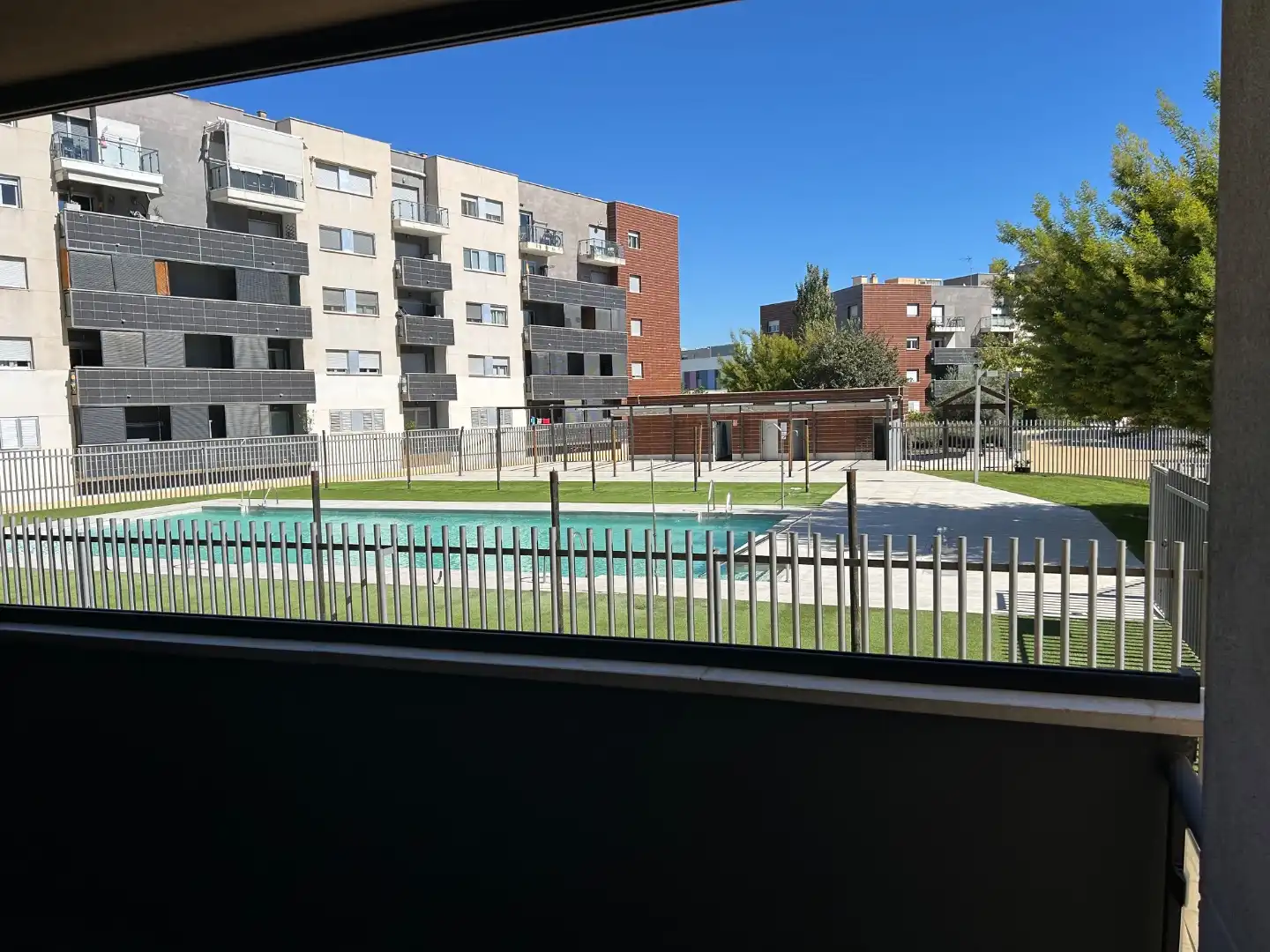 Vista exterior de Piso de alquiler en Alhendín con Aire acondicionado, Calefacción y Jardín privado