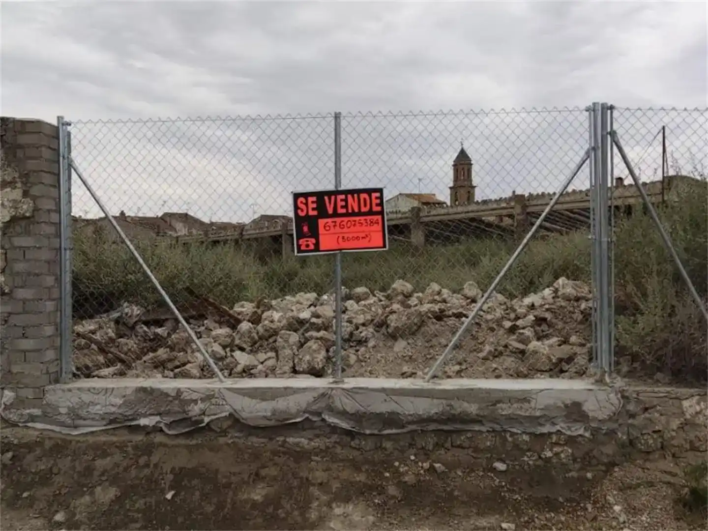Vista exterior de Terreno en venta en Bujaraloz