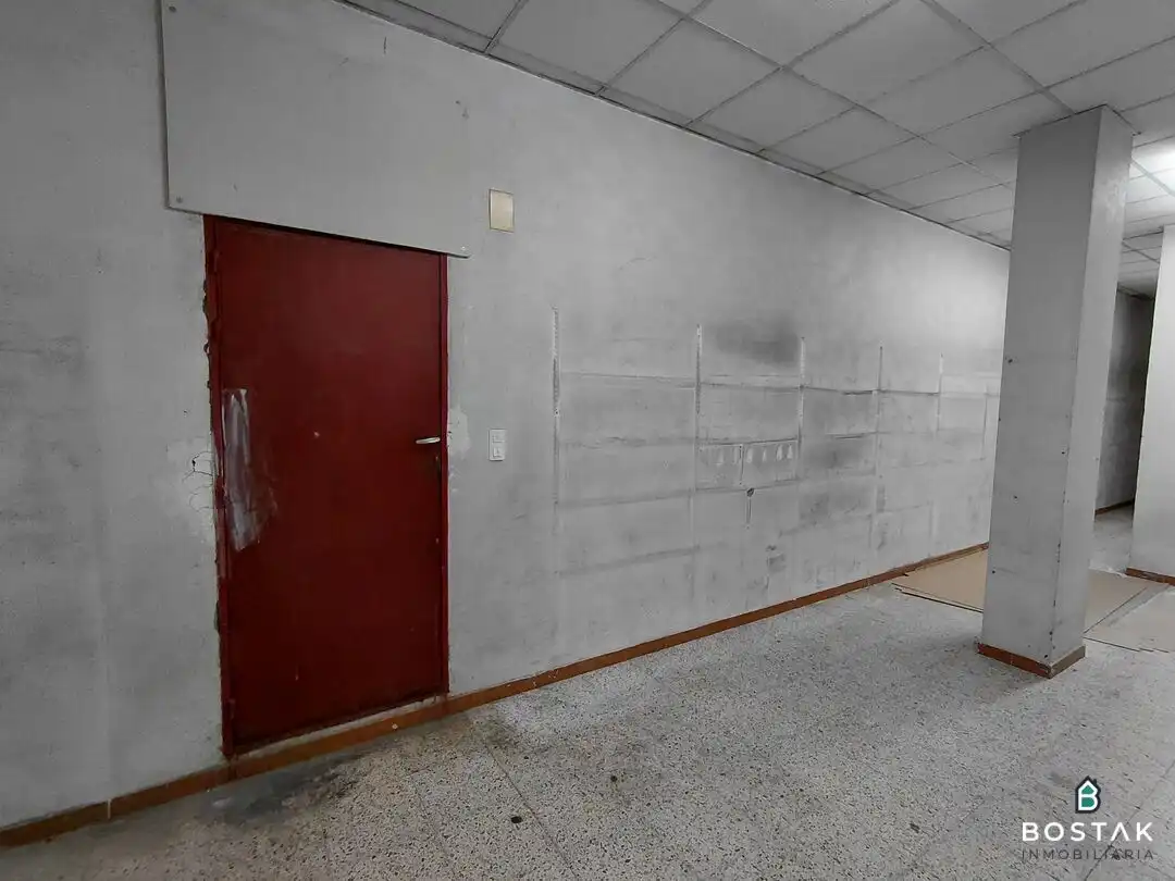 Local comercial en venda a Ibaiondo, imagen 4