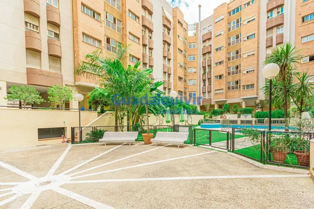 Exterior view of Apartments for rent in Sevilla  with Air Conditioner, Private garden and Furnished