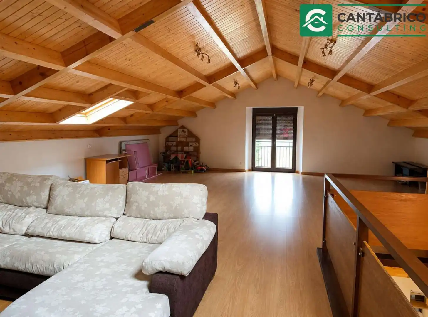 Wohnzimmer von Haus oder Chalet zum Verkauf in Navia mit Heizung, Terrasse und Möbliert