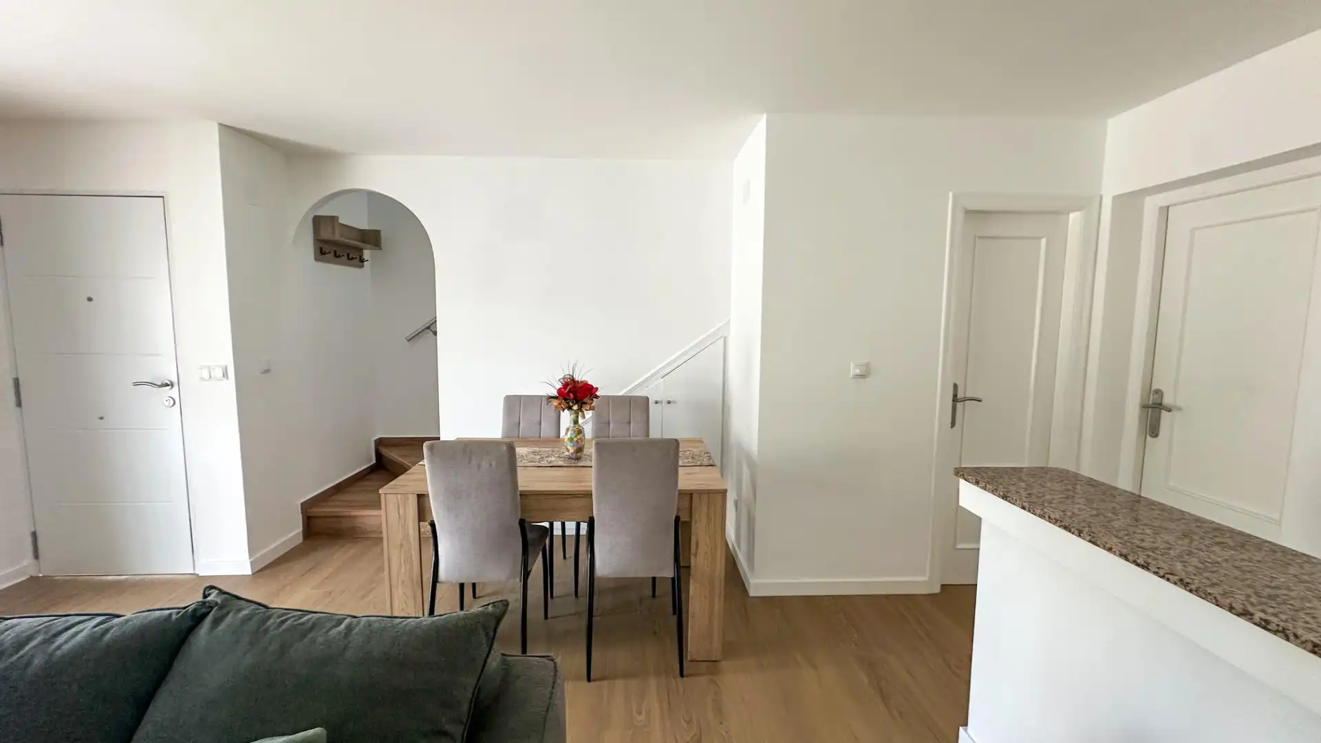 Comedor de Dúplex en venta en San Miguel de Salinas