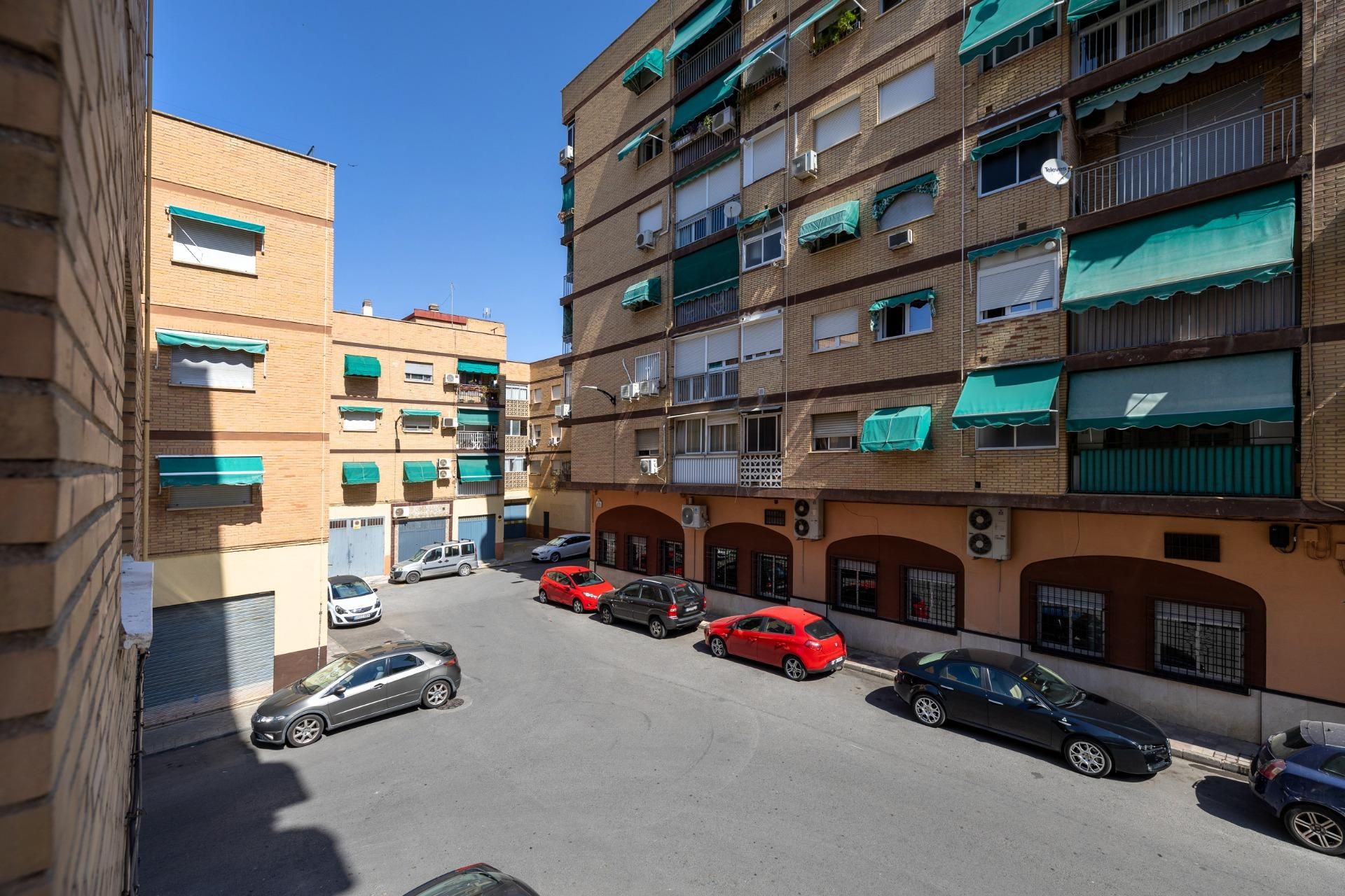 Flat for sale in Calle SANTANDER, 5, Barrio de Zaidín, Zaidín,  Granada Capital