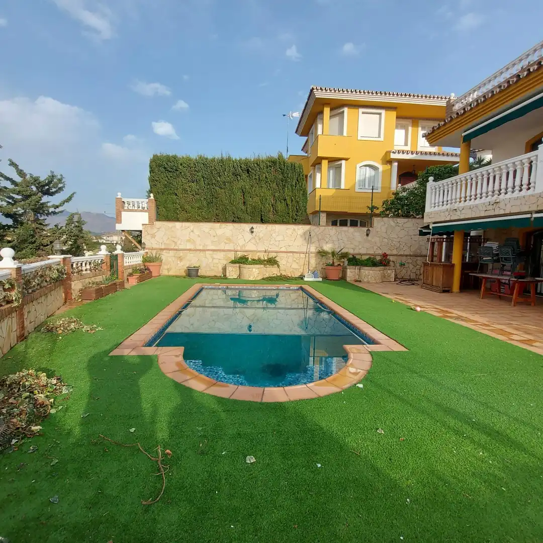 Villa avec piscine à vendre à Mijas Golf