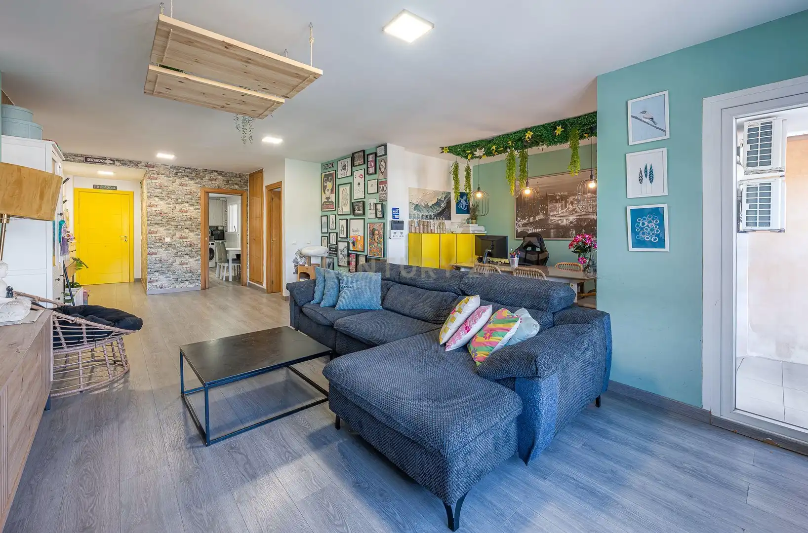 Sala d'estar de Apartament en venda en Marbella amb Aire condicionat, Traster i Balcó