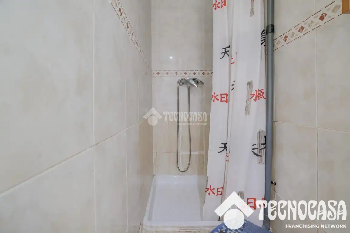 Baño de Piso en venta en Badalona con Parquet