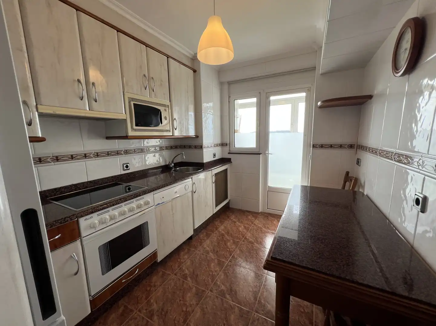 Kitchen of Flat for rent in Gijón   with Heating and Parquet flooring