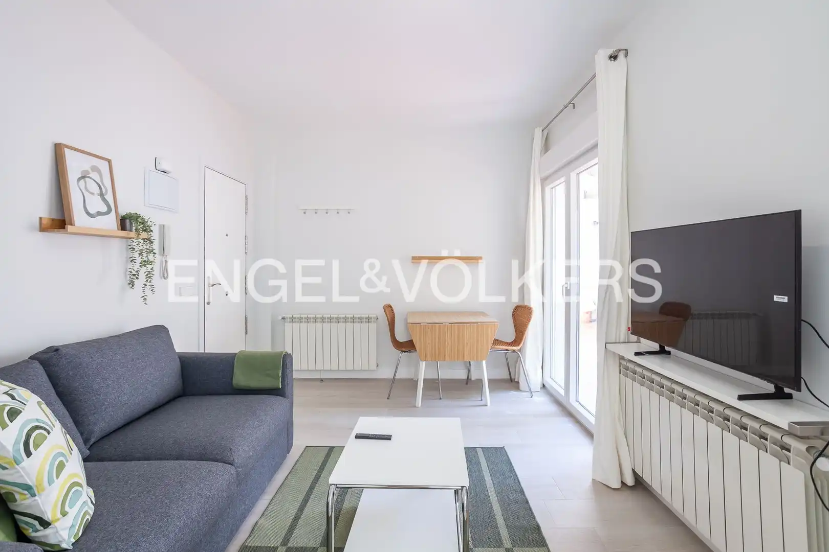 Sala de estar de Piso de alquiler en Madrid con Calefacción y Jardín privado