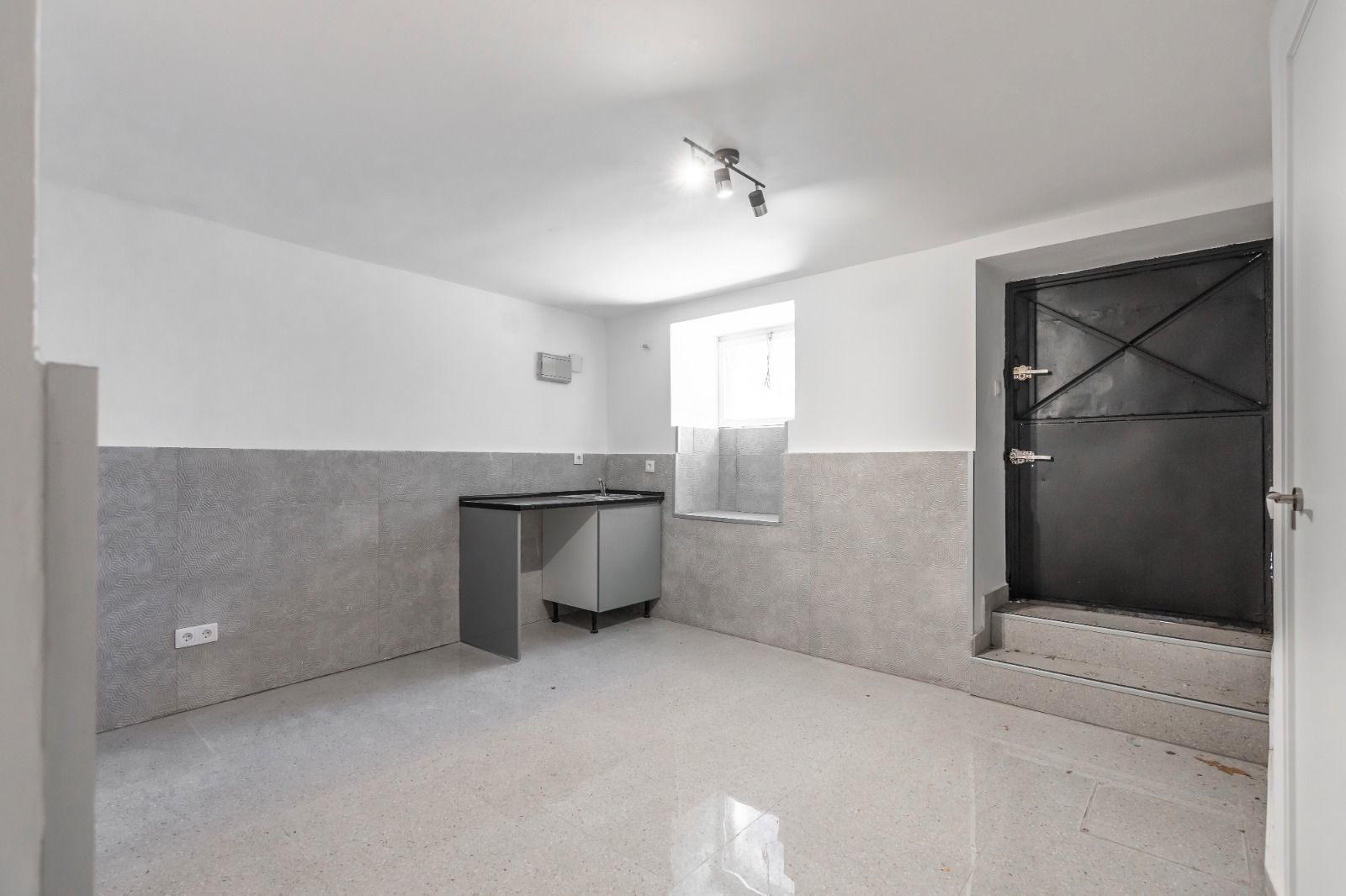 Planta baja for sale in  Madrid Capital
