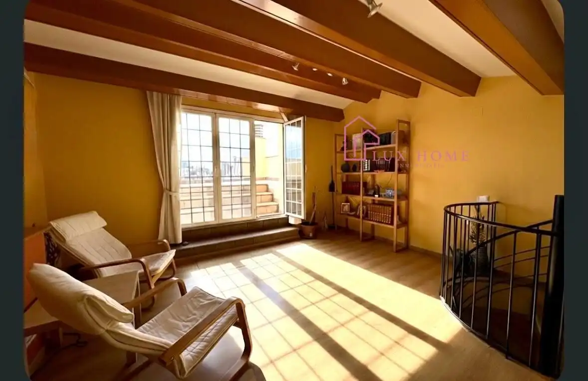 Sala de estar de Casa o chalet en venta en Santa Perpètua de Mogoda
