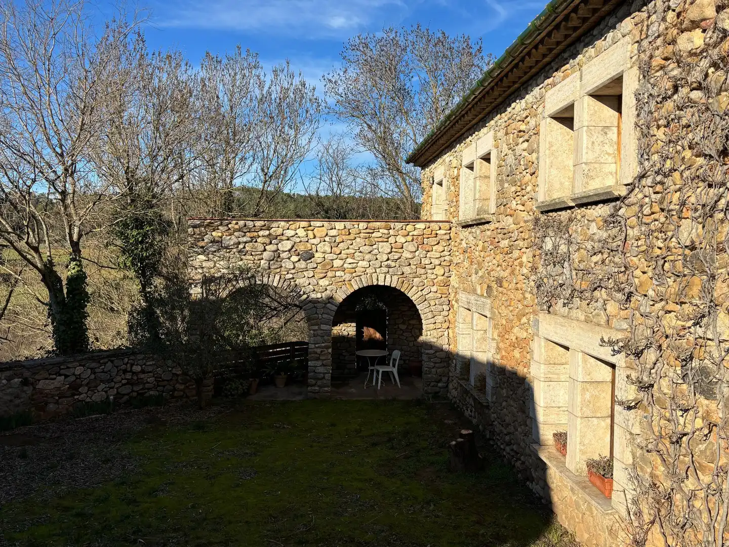 Vista exterior de Finca rústica en venda en Cabanelles amb Calefacció, Jardí privat i Terrassa