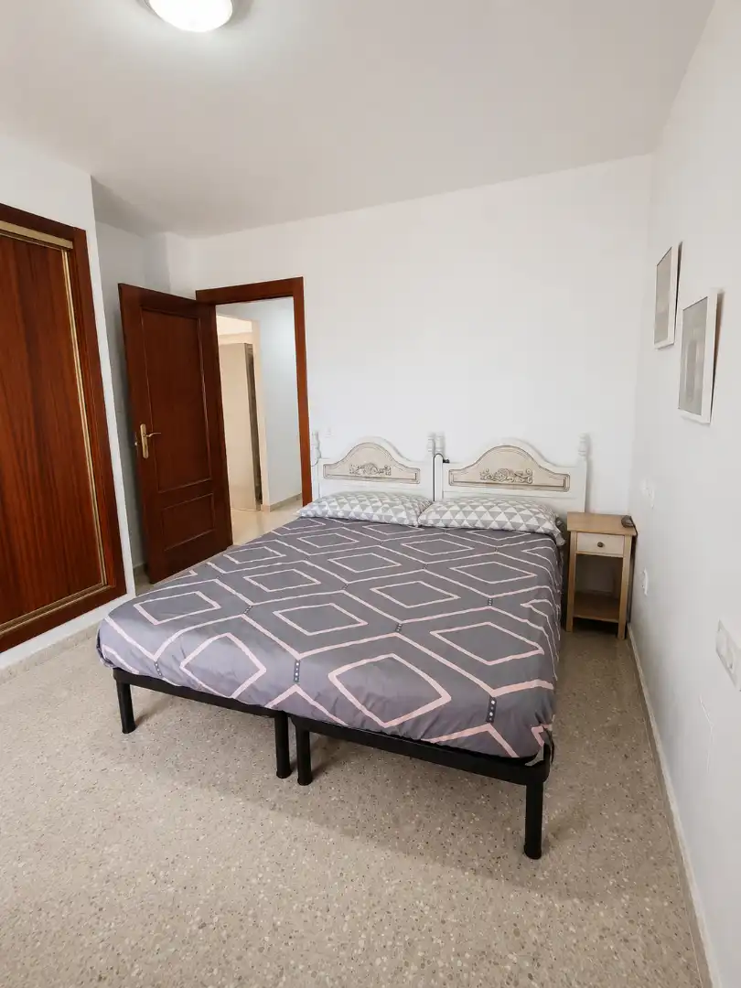 Dormitori de Pis en venda en Pizarra amb Aire condicionat, Terrassa i Moblat