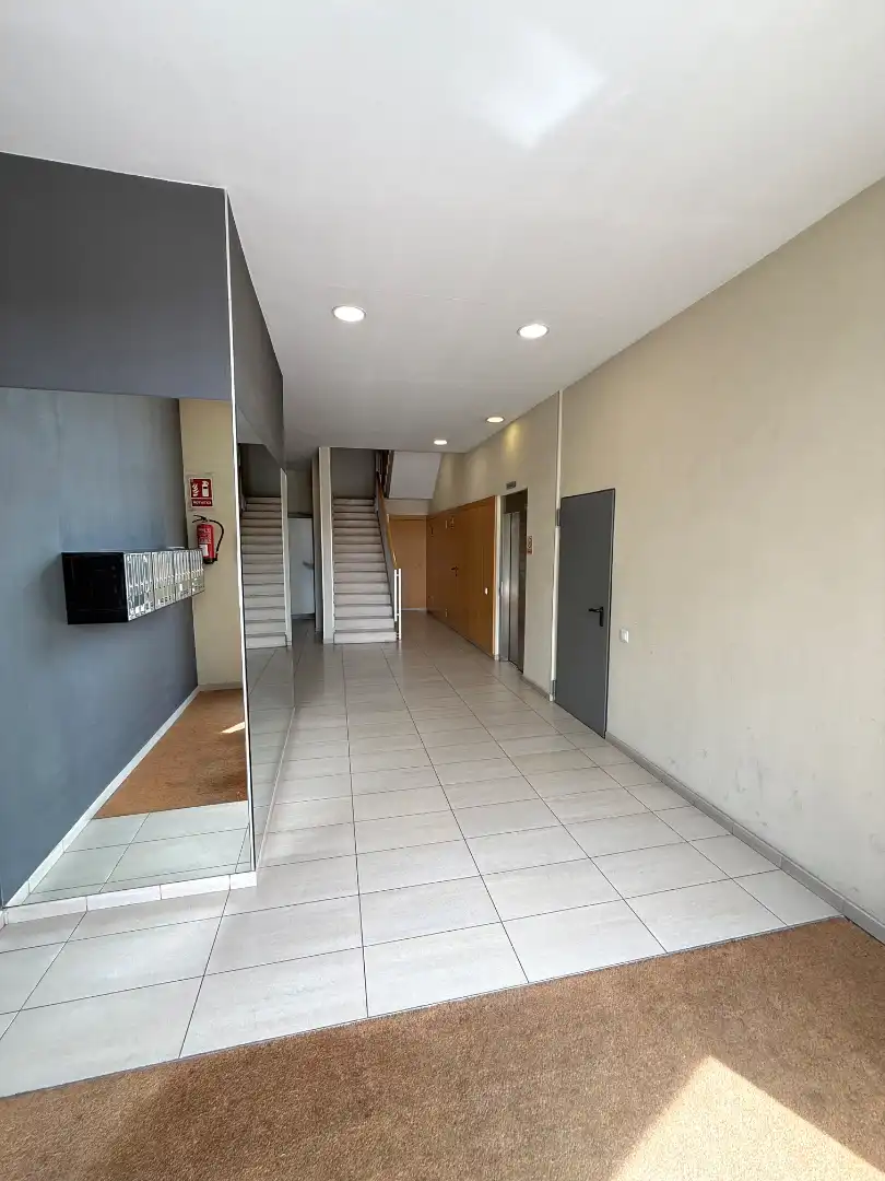 Flat for sale in L'Hospitalet de Llobregat  with Air Conditioner, Heating and Oven