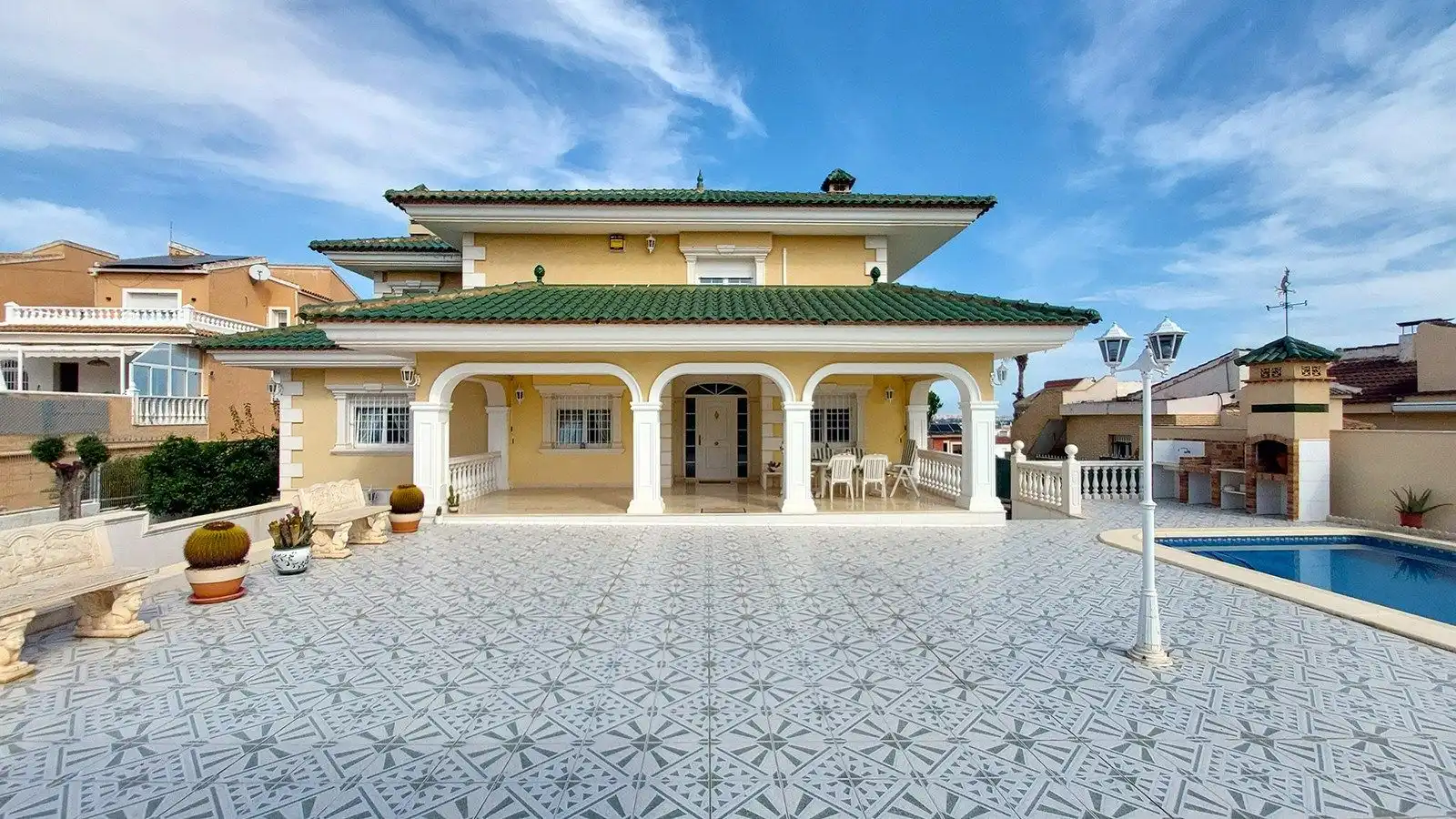 Chalet con terraza en venta en Los Balcones - Los Altos, imagen 2
