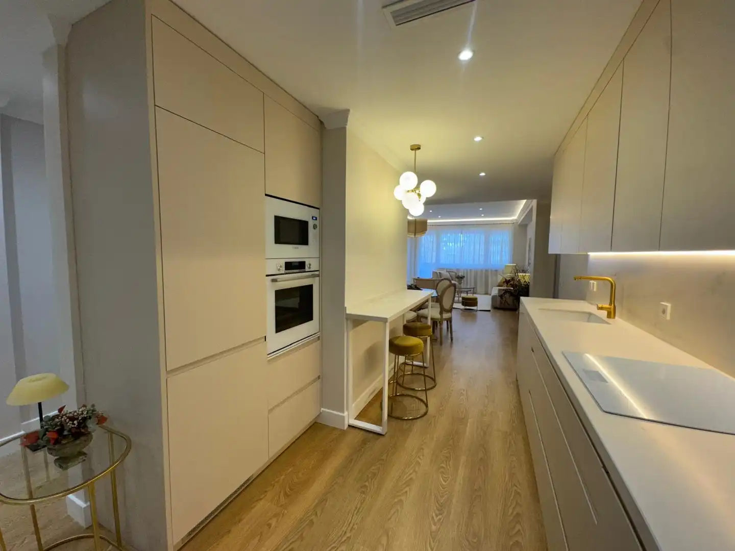Küche von Wohnung zur Miete in Madrid mit Klimaanlage, Heizung und Terrasse