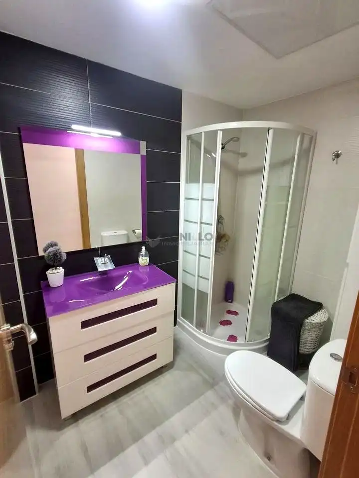 Bathroom of Duplexes for rent in Teruel  with Air Conditioner, Heating and Parquet flooring