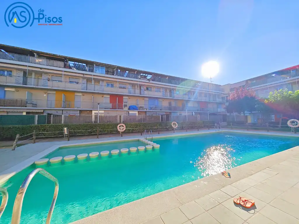 Piscina de Piso de alquiler en Cadrete con Calefacción, Jardín privado y Parquet