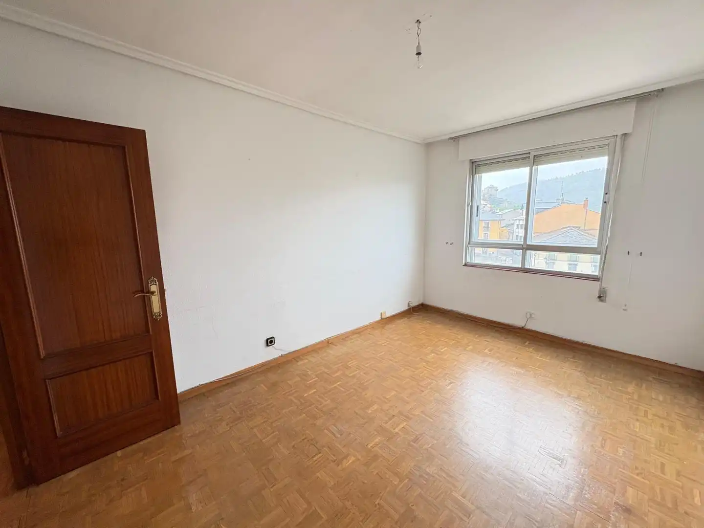 Habitación de Piso en venta en Ponferrada con Trastero
