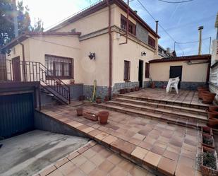 Exterior view of House or chalet for sale in  Zaragoza Capital  with Terrace and Balcony