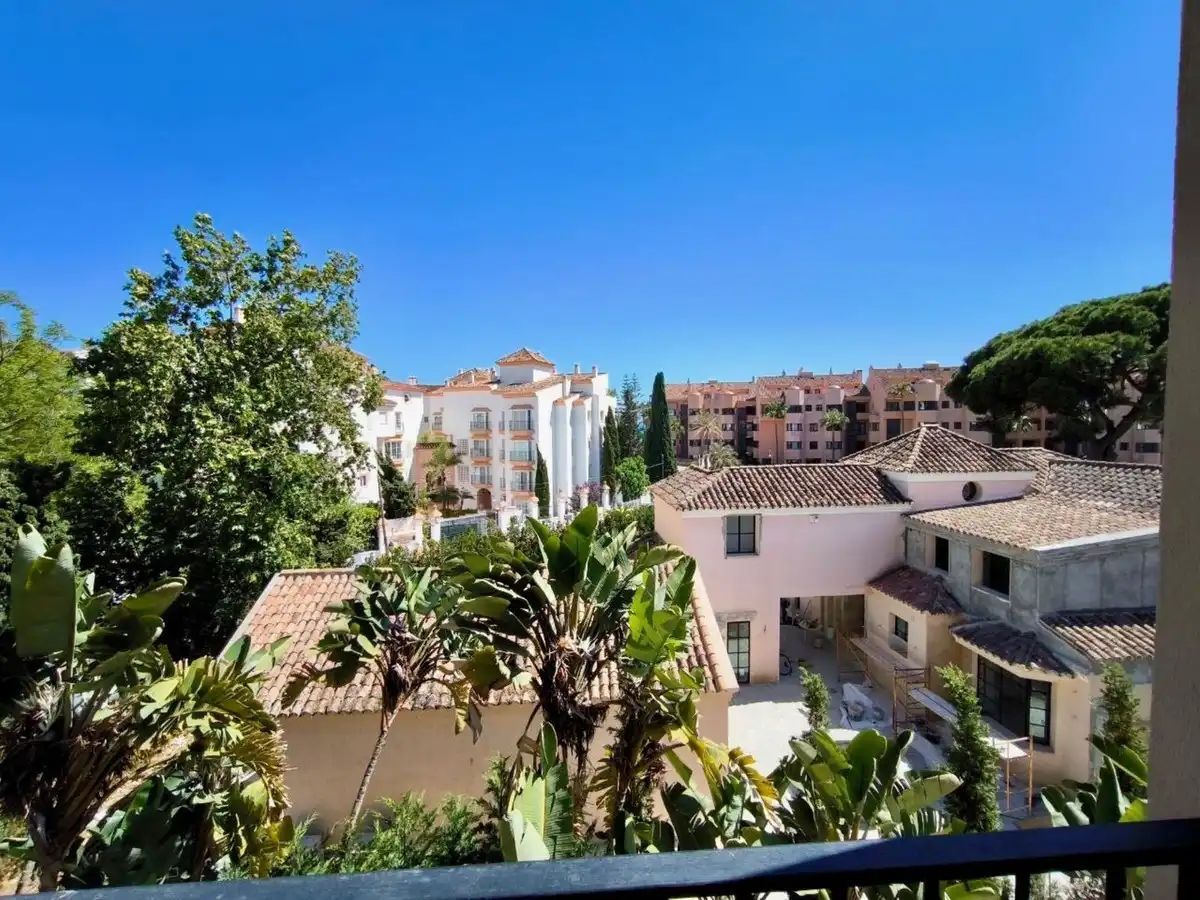Àtic amb ascensor en venda a Nueva Andalucía