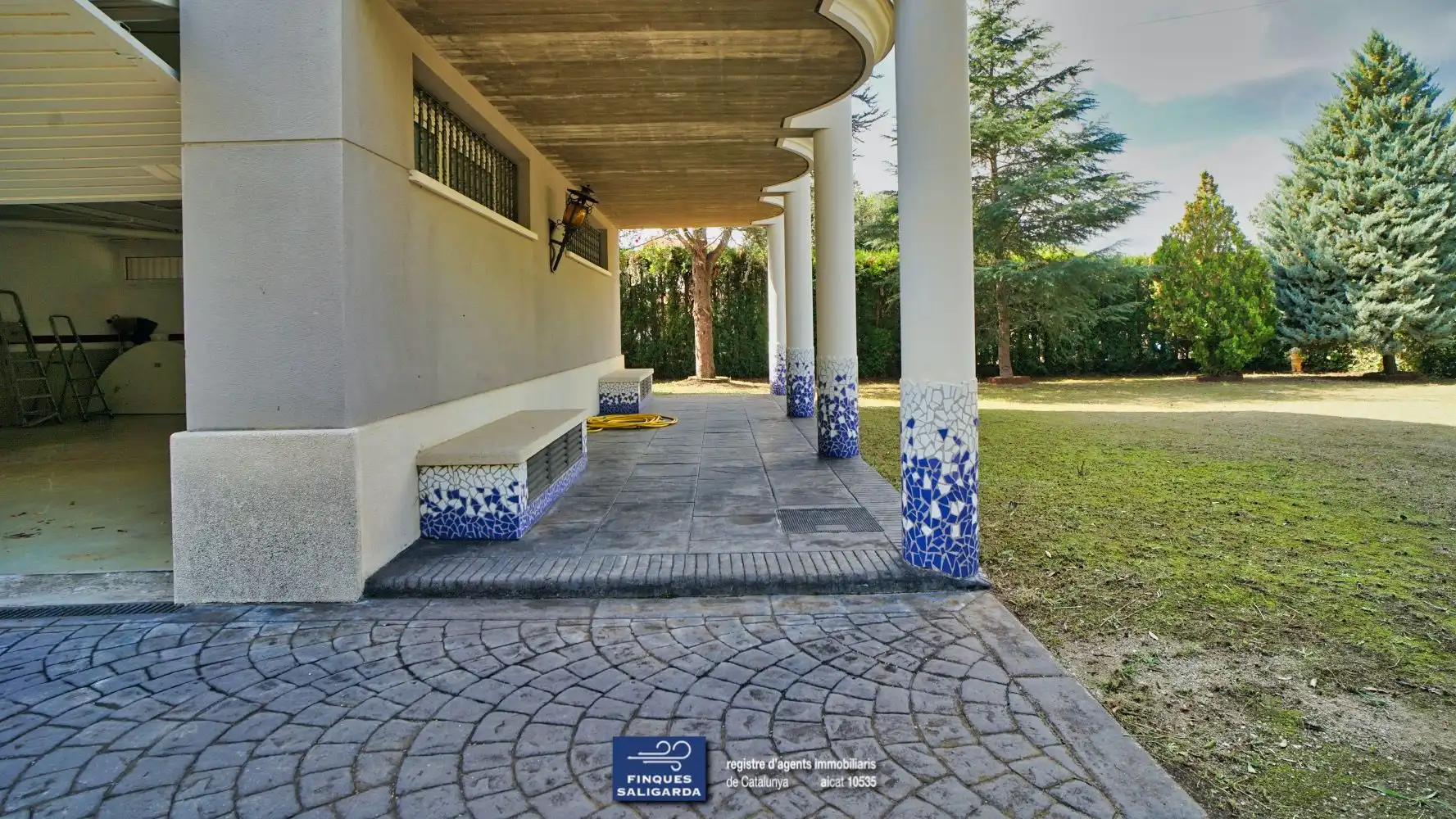 Vista exterior de Casa o xalet en venda en La Garriga amb Aire condicionat, Calefacció i Jardí privat