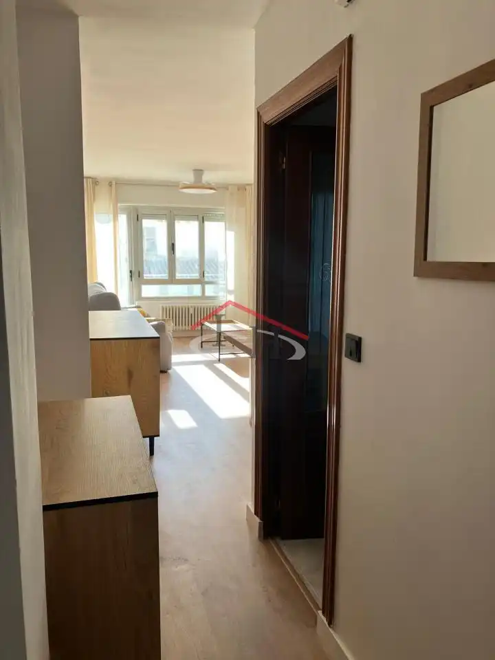 Sala de estar de Piso de alquiler en León Capital  con Calefacción, Parquet y Terraza