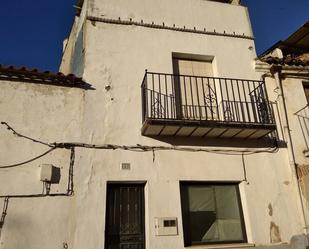 Vista exterior de Casa adosada en venda en San Vicente de Alcántara amb Balcó