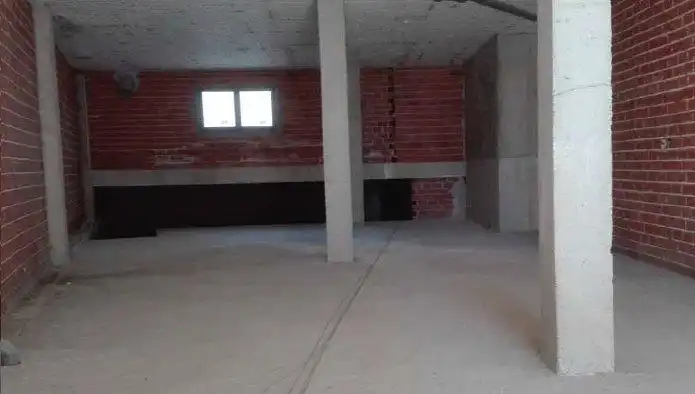 Local comercial en venda a Calle de Nicómedes Pastor Díaz 25, imagen 2