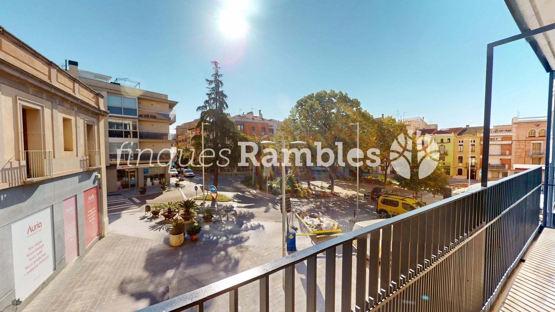Exterior view of Flat for sale in Igualada  with Heating, Terrace and Balcony