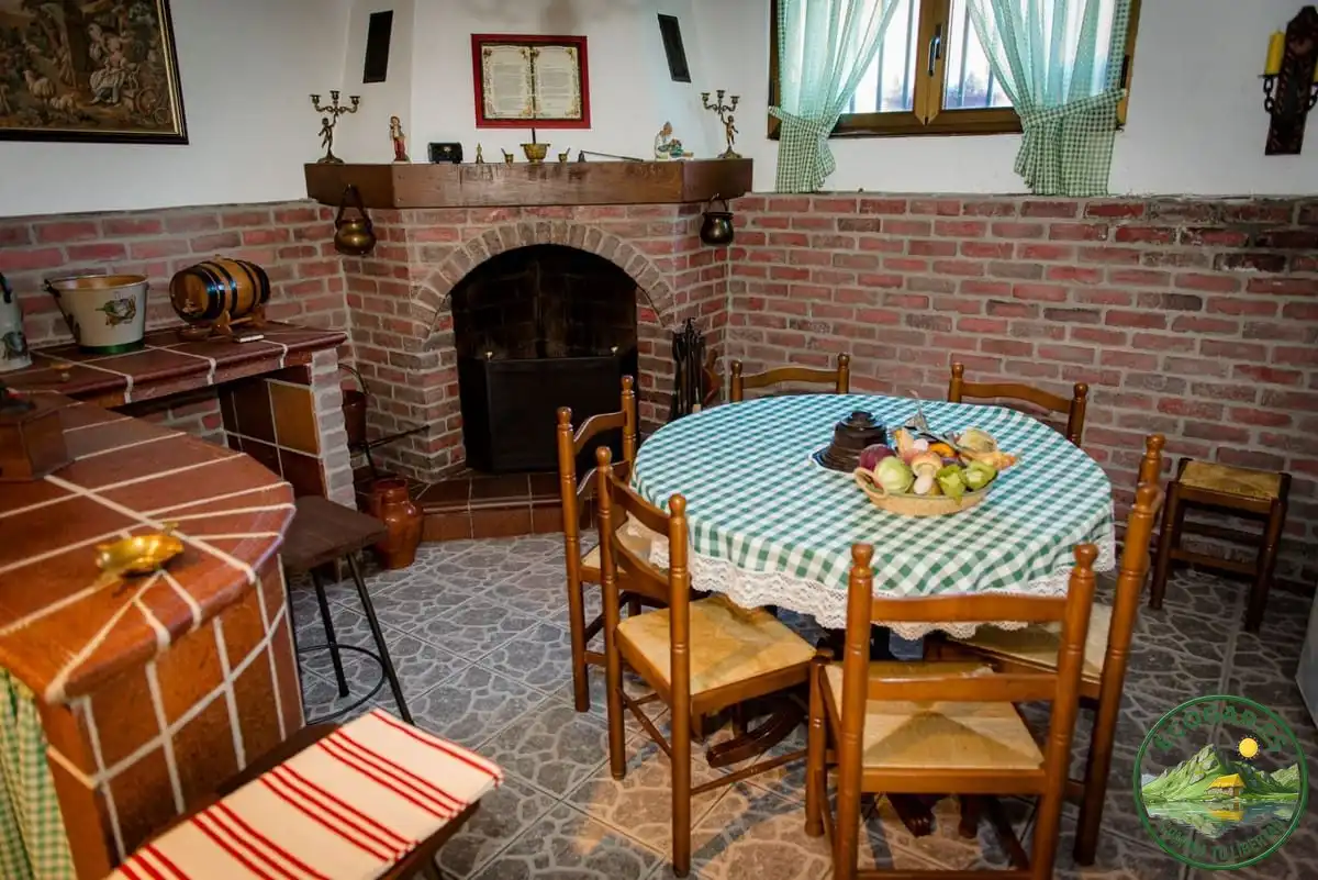 Casa o xalet en venda en Torre del Bierzo amb Aire condicionat, Calefacció i Jardí privat