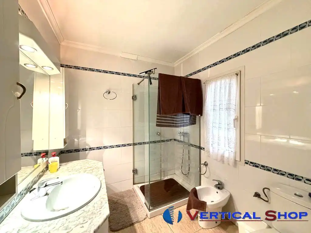 Bany de Casa o xalet en venda en Villena amb Aire condicionat