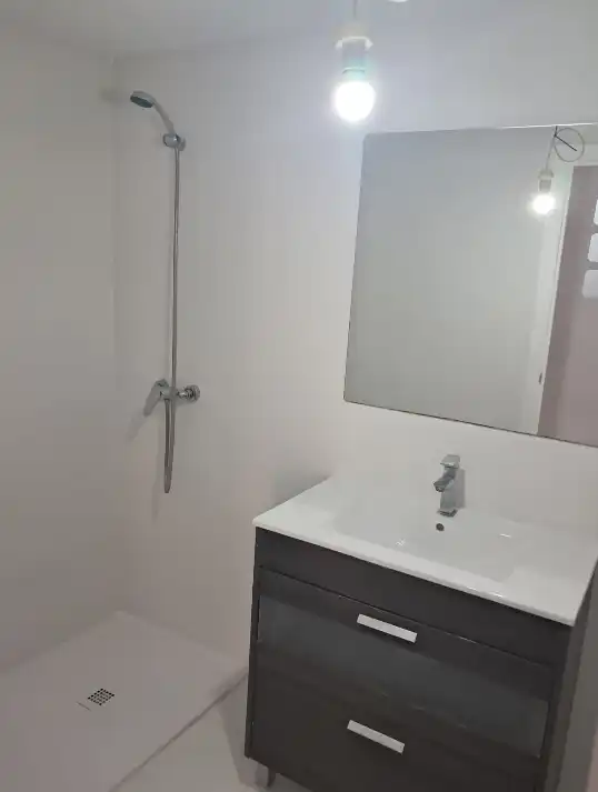 Bathroom of Flat for sale in Alaquàs  with Balcony and Internet