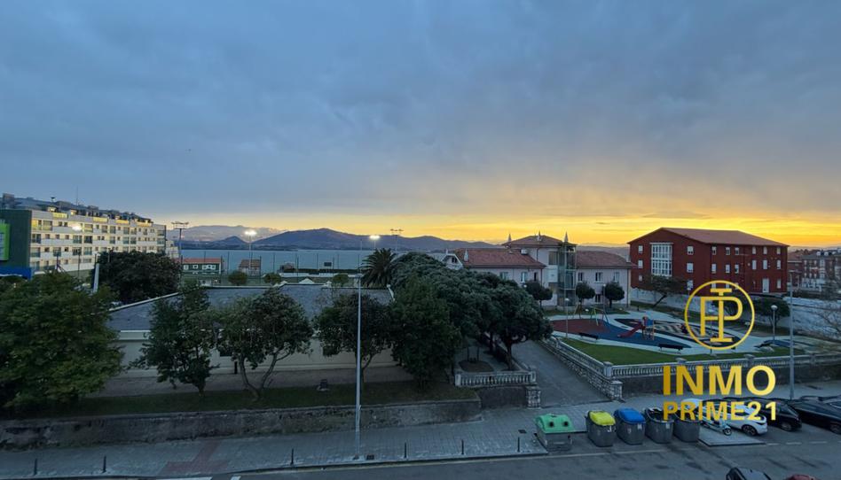 Foto 1 de Pis en venda a C/ Juan del Castillo, 12, Los Castros, Cantabria